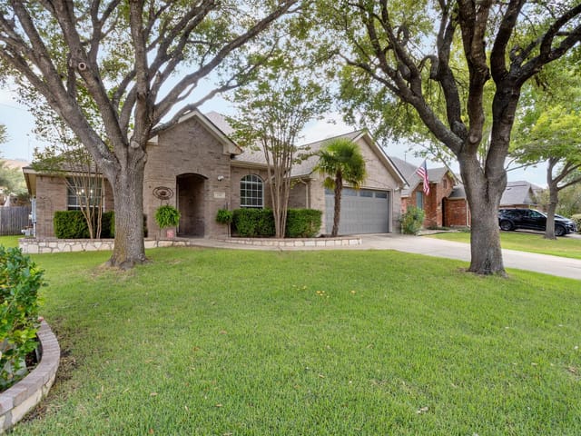 2211 Heritage Well LN