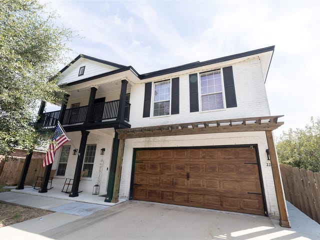 2211 Memory LN