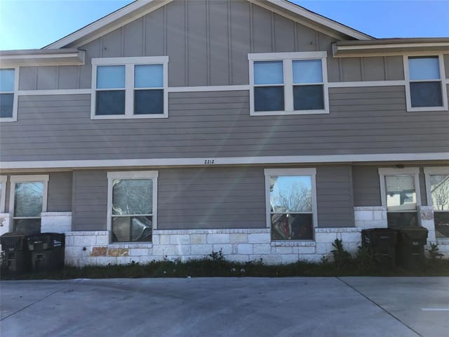 2212 Creekside Ln Unit #C