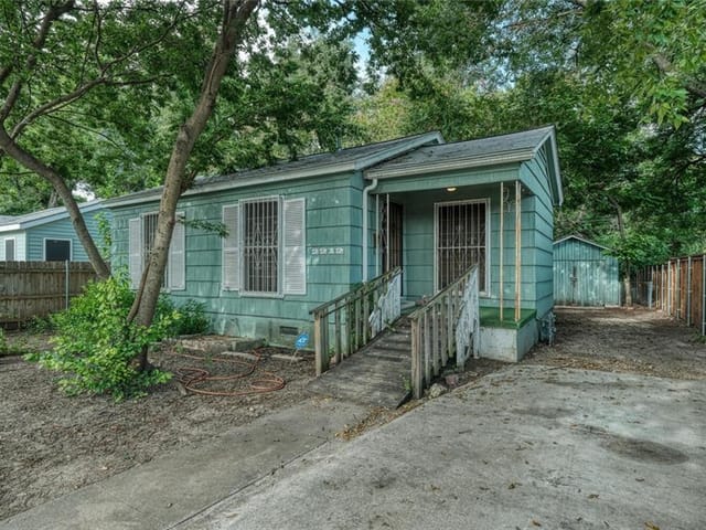 2212 Rountree Dr