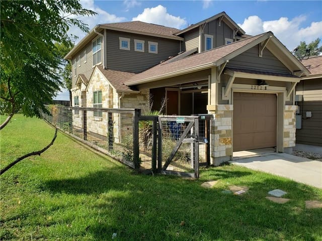 2212 Schriber ST Unit #B