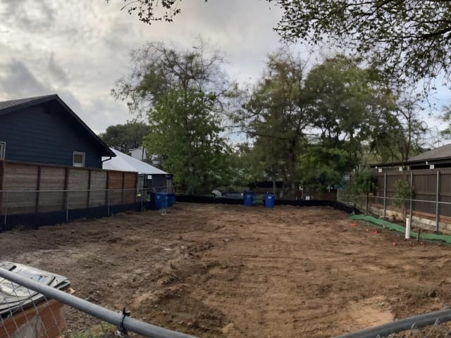 2213 Santa Maria St
