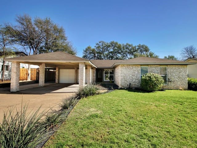2214 Village Way Dr