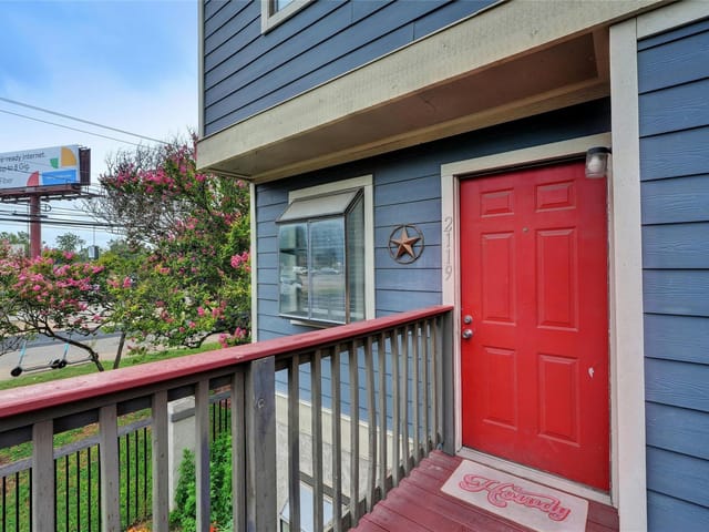 2215 Post RD Unit #2119