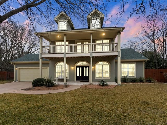 2216 Balboa Rd
