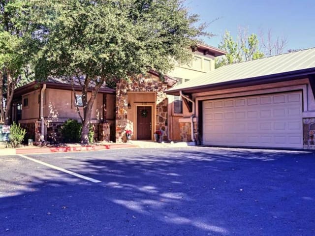 2216 THORNTON RD Unit #310