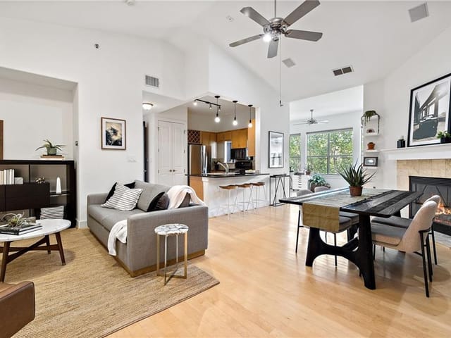 2216 Thornton Rd Unit #433