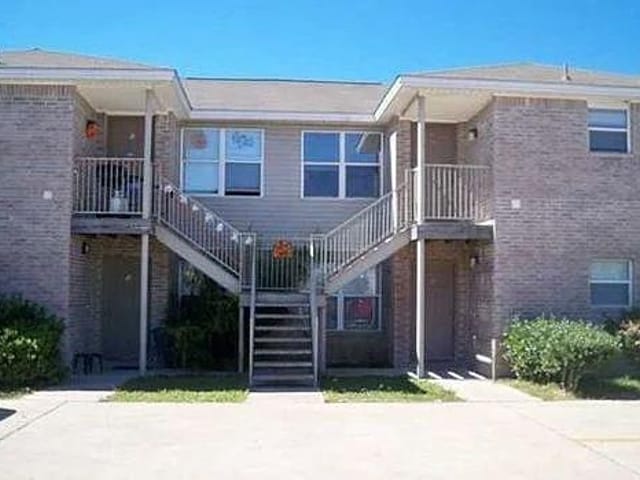 2218 Katy Ln
