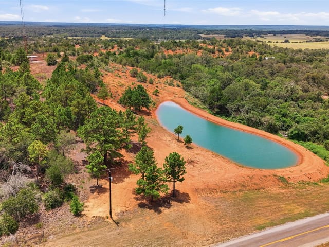 22187 Interstate 10