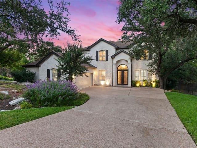2219 Tarlton CV
