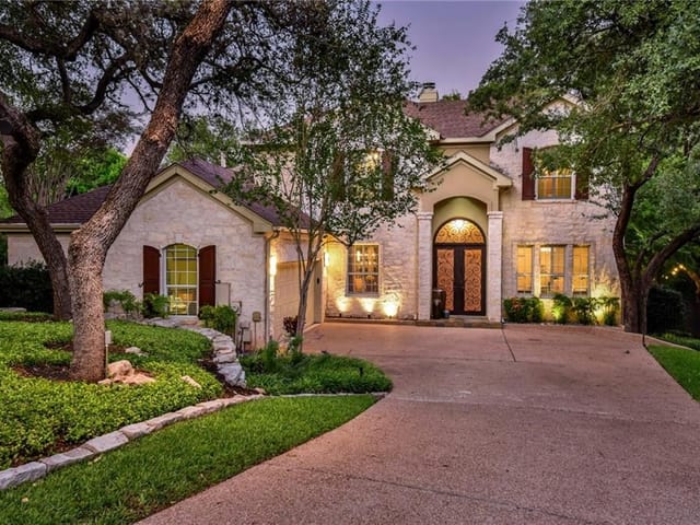 2219 Tarlton Cv