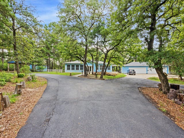 222 Pony Express DR