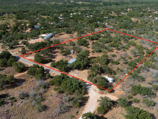 222 Valley DR