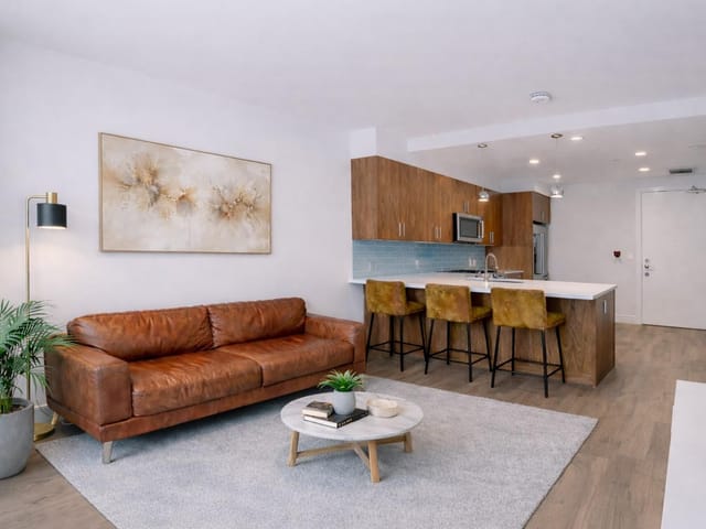 222 West Ave Unit #1609