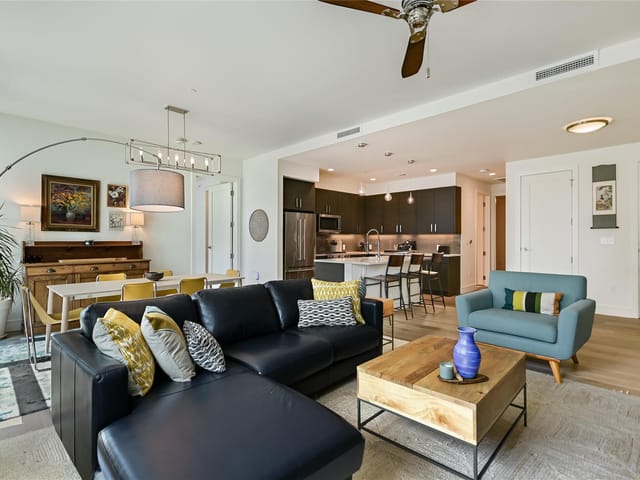 222 West Ave Unit #1613