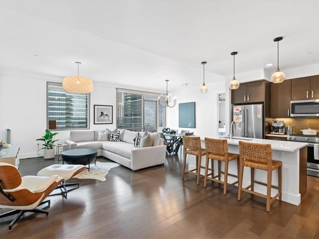 222 West Ave Unit #1713
