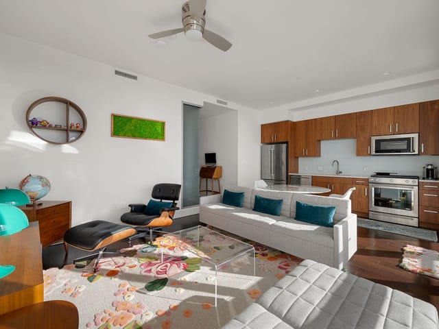 222 West Ave Unit #1908