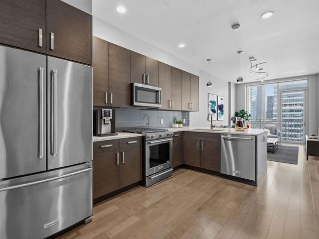 222 West Ave Unit #2207