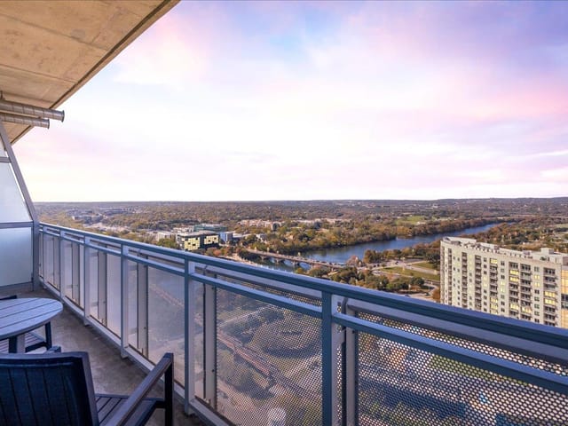 222 West Ave Unit #2604
