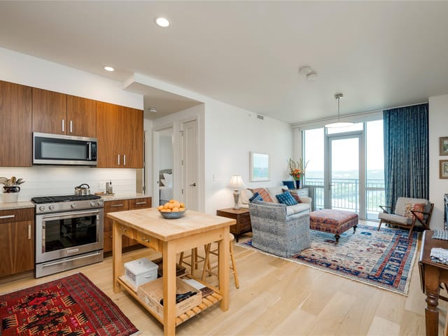 222 West Ave Unit #2710