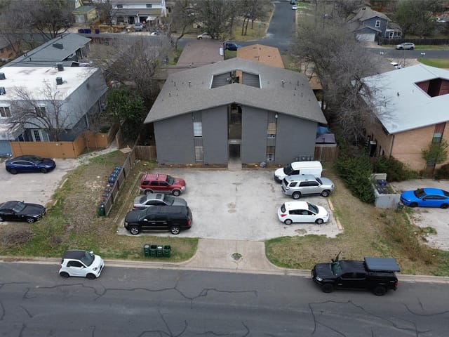2220 MISSION HILL Dr