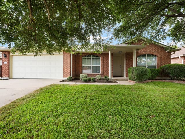 2220 Pearson WAY