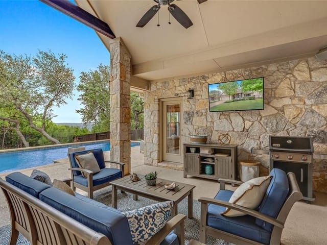 22212 Rock Wren Rd - Sold by Keenan Group