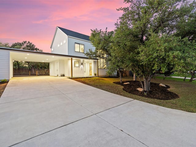 22218 Briarcliff Dr