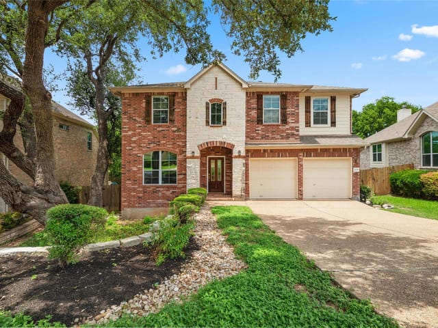 2228 Westfalian Trl