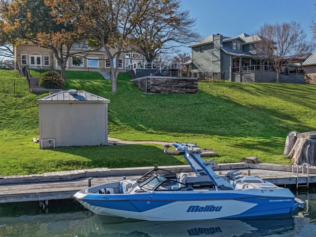 2229 Waterford Grace