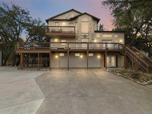 2232 Glenn Dr