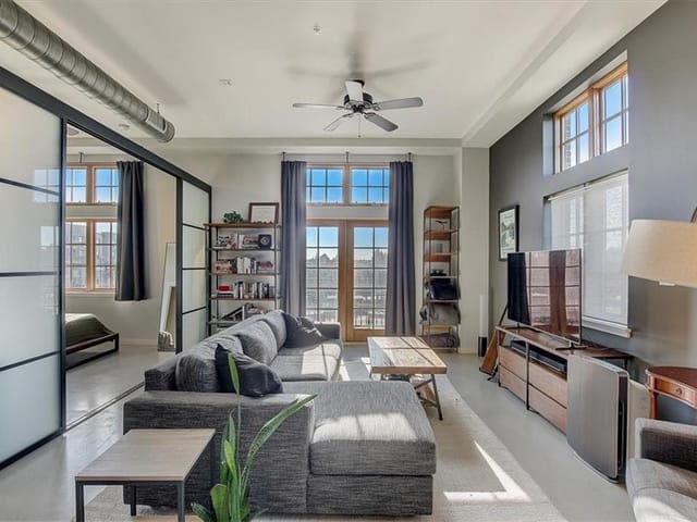 2235 E 6th St Unit #304