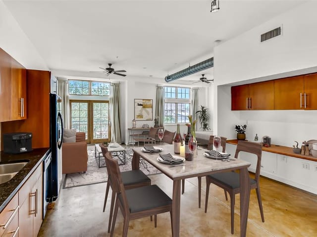 2235 E 6th St Unit #313