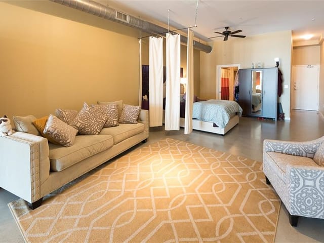 2235 E 6th St Unit #319