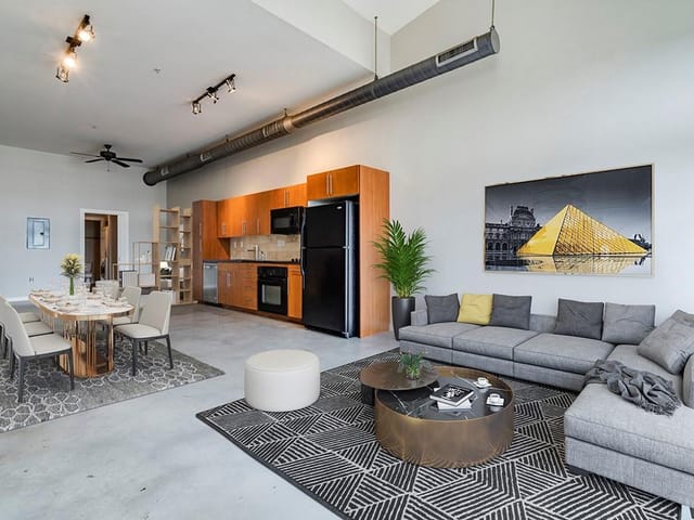 2235 E 6th St Unit #417