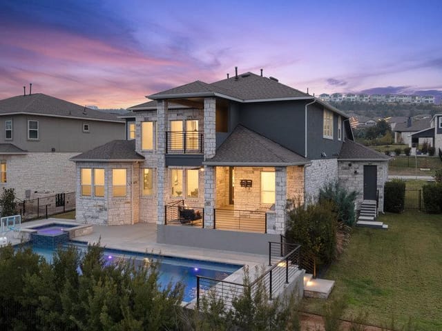 224 Abbeyville WALK