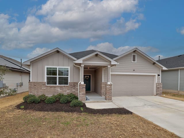 224 Lavaca River Ln