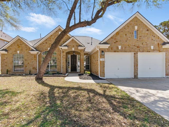 225 Abbott Dr