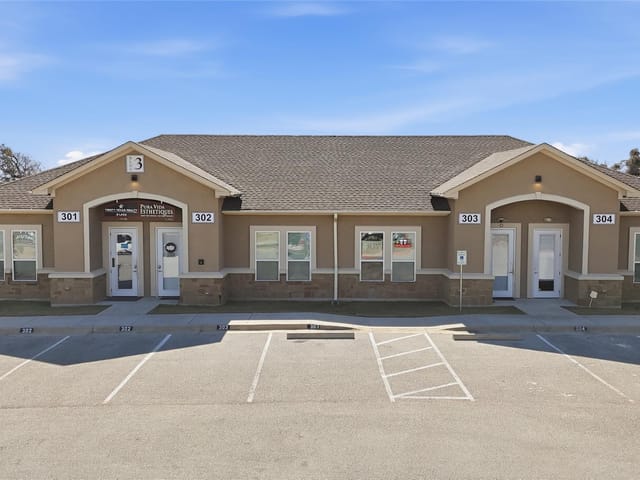 2251 Bagdad Rd Unit #302