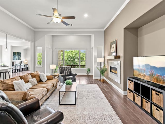 226 Brentwood Dr