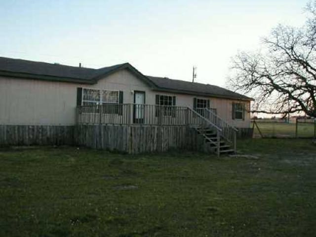 228 Old Coach LN