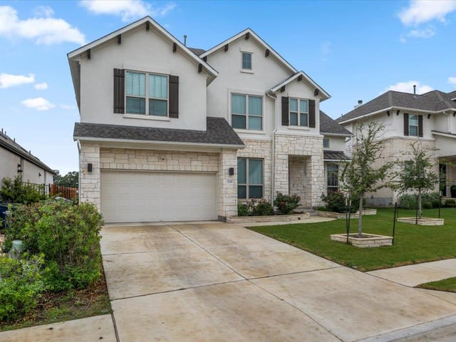228 Poole LN