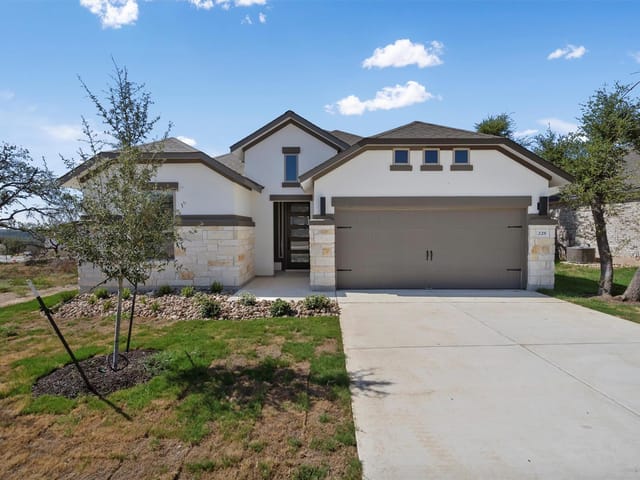 228 Scenic Hills CIR