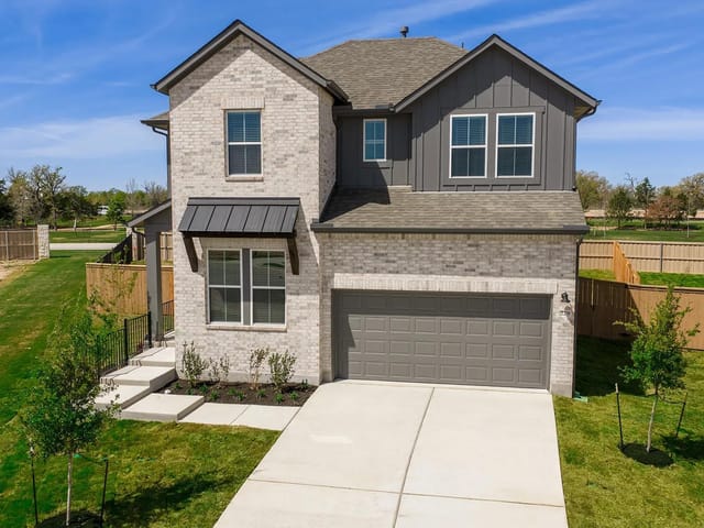 229 Kingswood DR