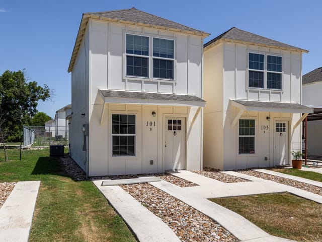 230 Debus Dr Unit #101 B