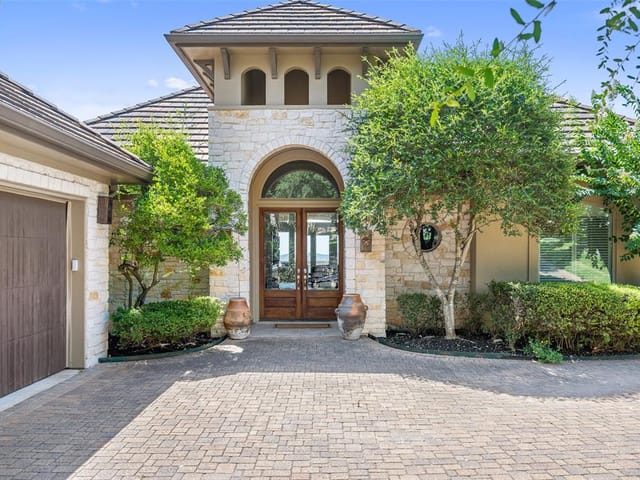 2300 BARTON CREEK BLVD Unit #9