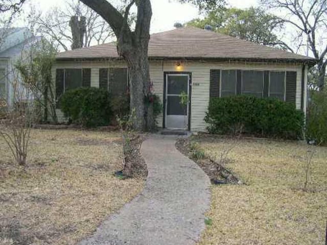 2300 Forest Ave