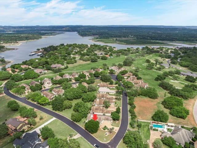 2300 FOUNDERS Cir