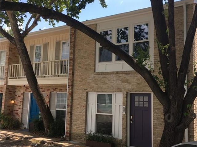 2300 Hancock Dr Unit #1