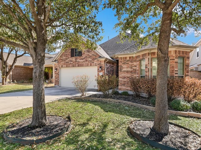 2300 Lookout Range Dr